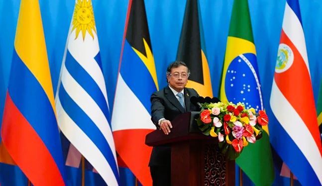 Petro discurso Beijing